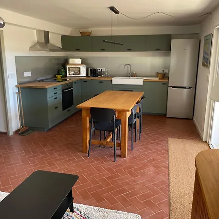 Apartman De L'oyat *